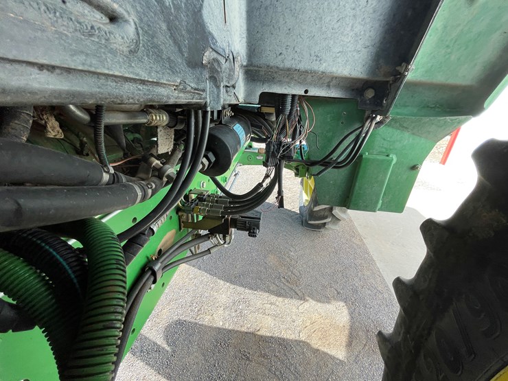 john-deere-7230-premium-image-81