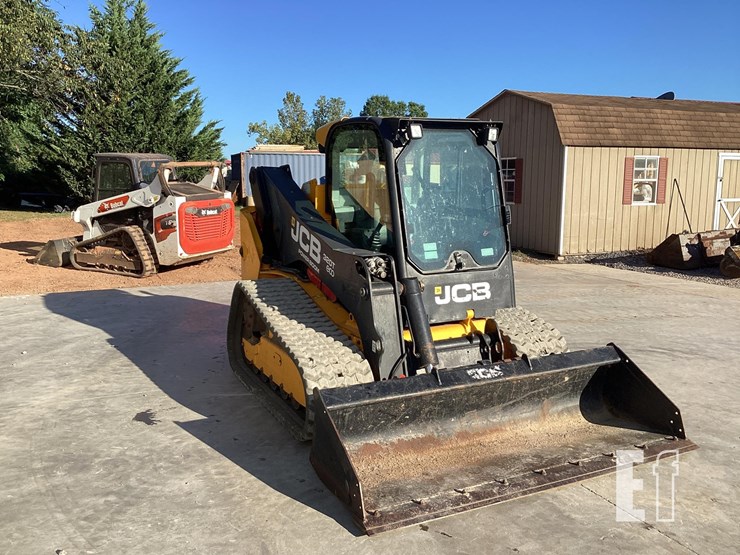2017-jcb-320t-image-6