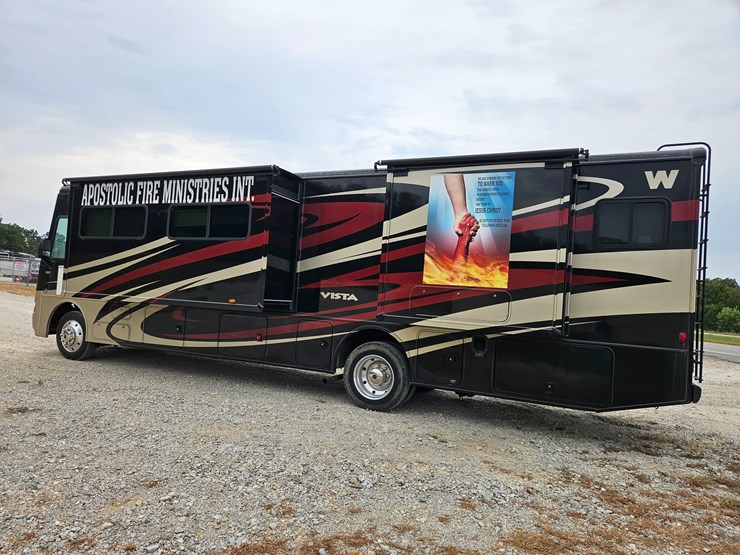#21543-•-2014-ford-f53-motorhome-image-9