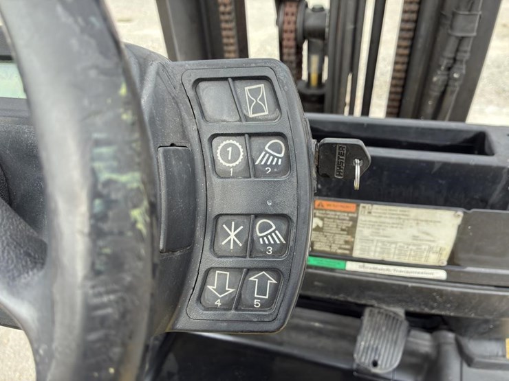 2005-hyster-s50ft-image-17
