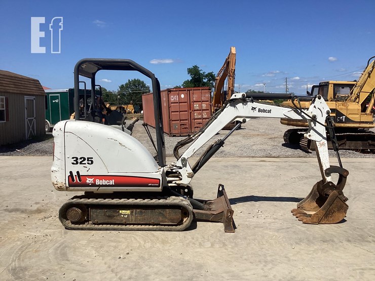 2011-bobcat-325g-image-5