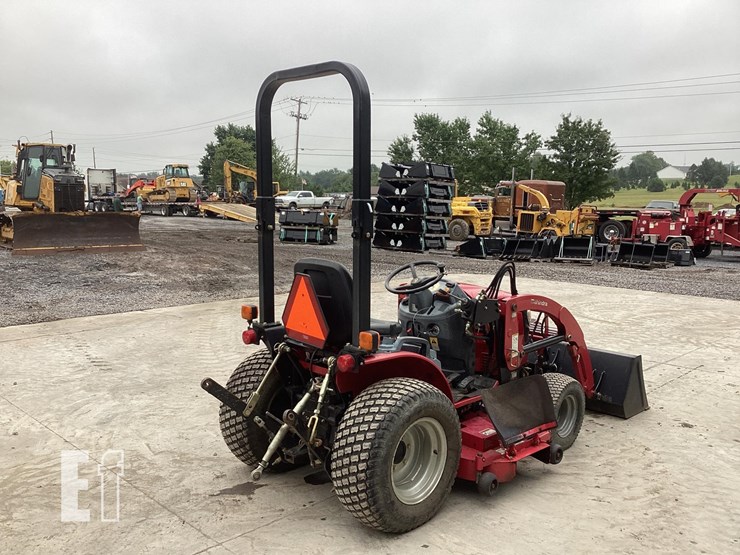 2016-mahindra-emax-22-image-4