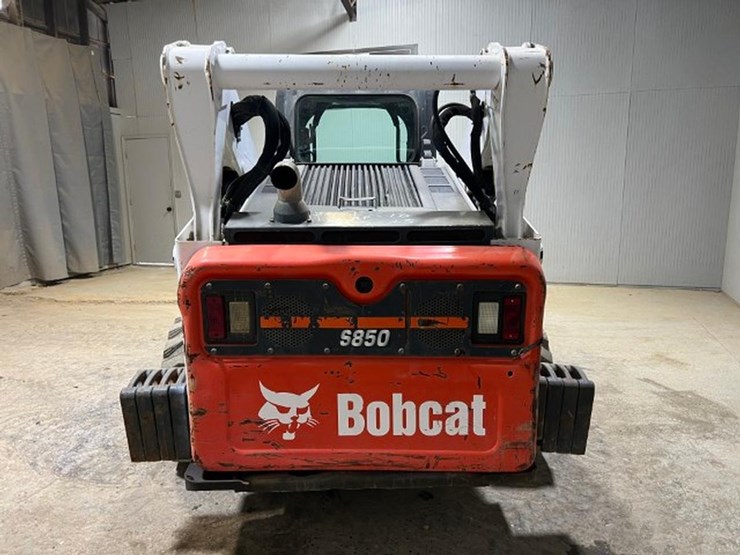 2019-bobcat-s850-image-4