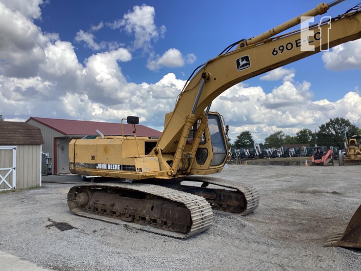 1996-deere-690e-lc-image-9