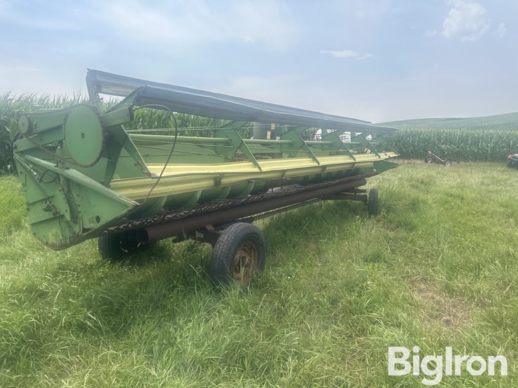 john-deere-224-image-3