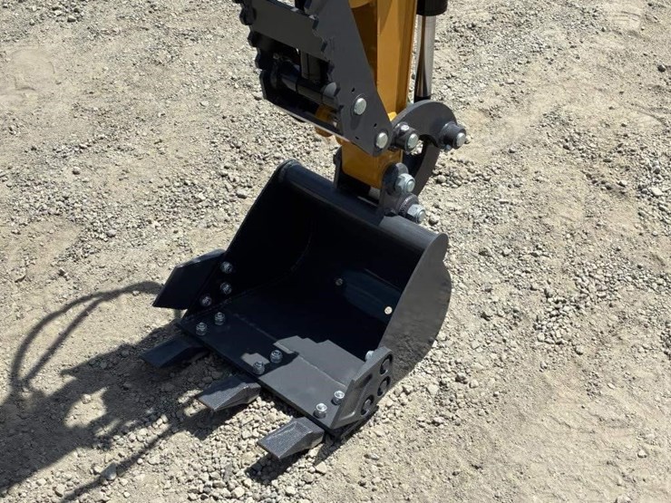 2025-sdlanch-sdle20-hydraulic-excavator-image-9