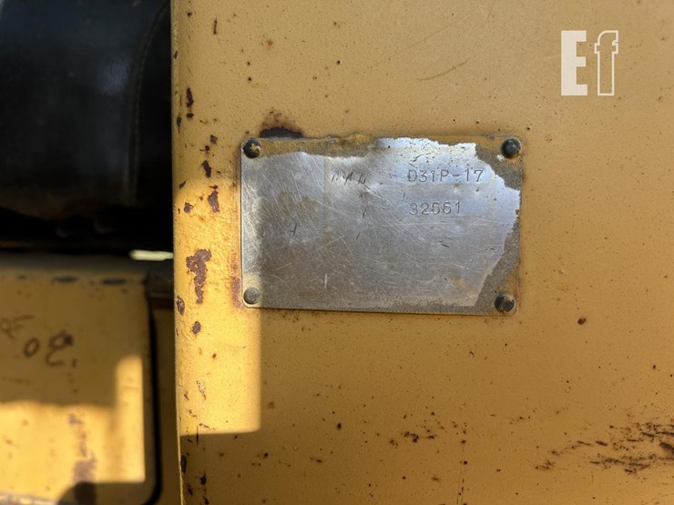 komatsu-d31p-17-image-18