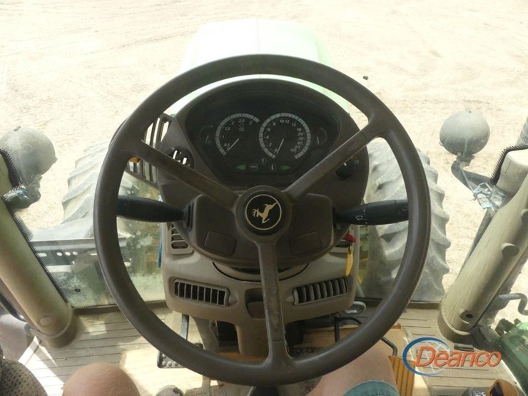 2013-john-deere-6210r-image-13