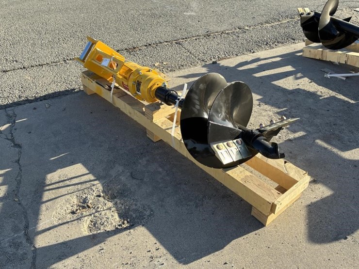 caterpillar-303-image-2