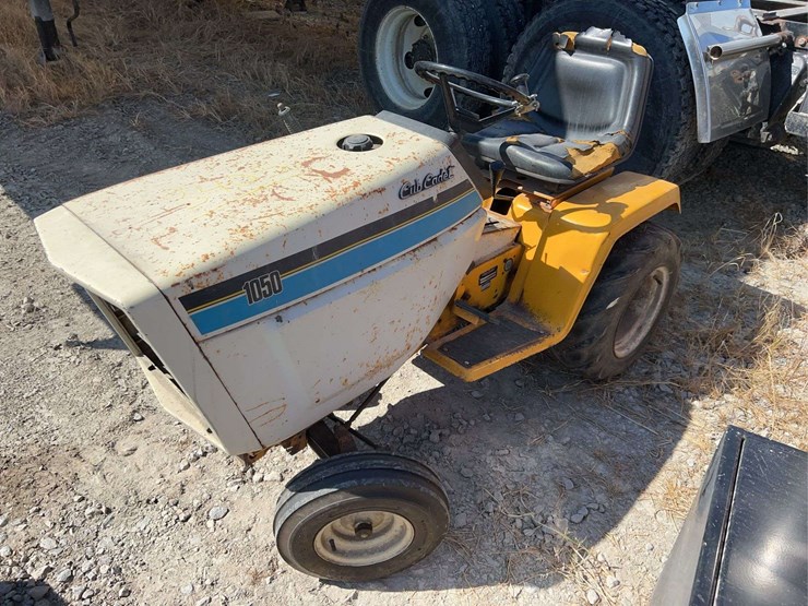 cub-cadet-1050-image-1