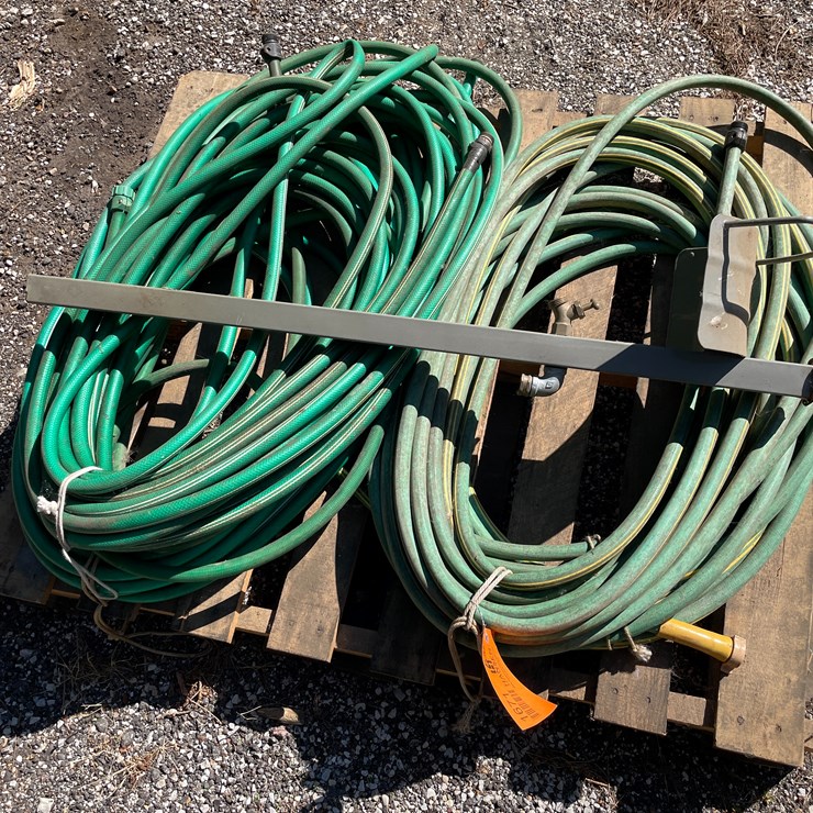 #1671 • Pallet of Garden Hoses