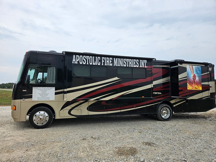 #21543-•-2014-ford-f53-motorhome-image-5