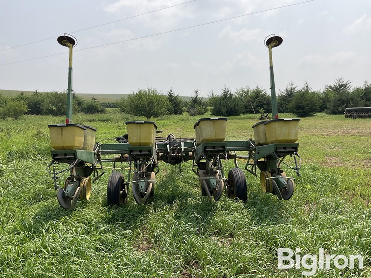 john-deere-7000-image-6