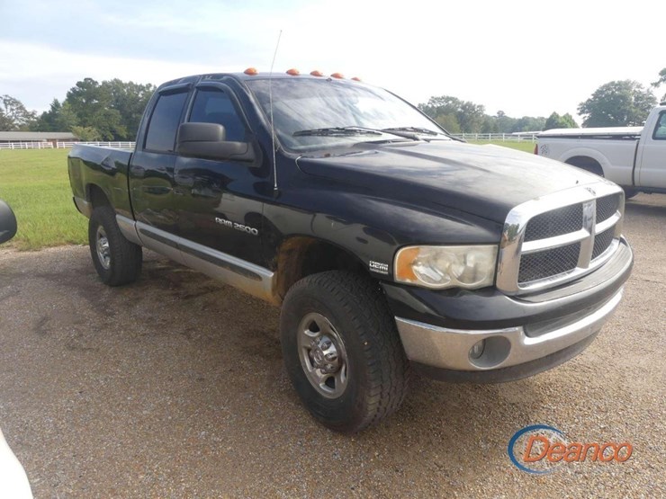 2004-dodge-ram-2500-image-1