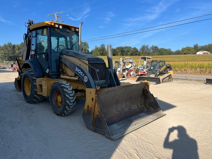 deere-310sj-image-7