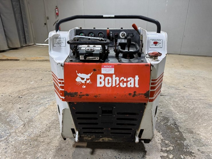 2013-bobcat-mt52-image-4