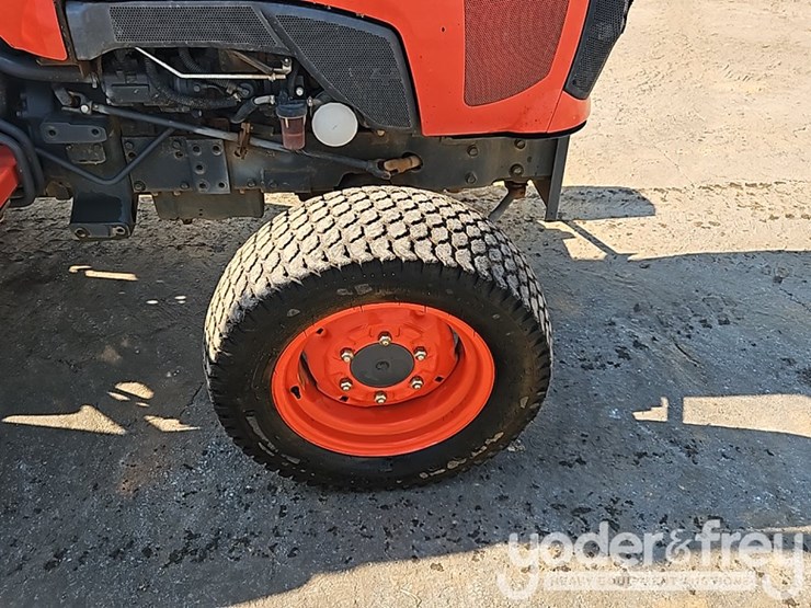 2020-kubota-l2501dt-image-9