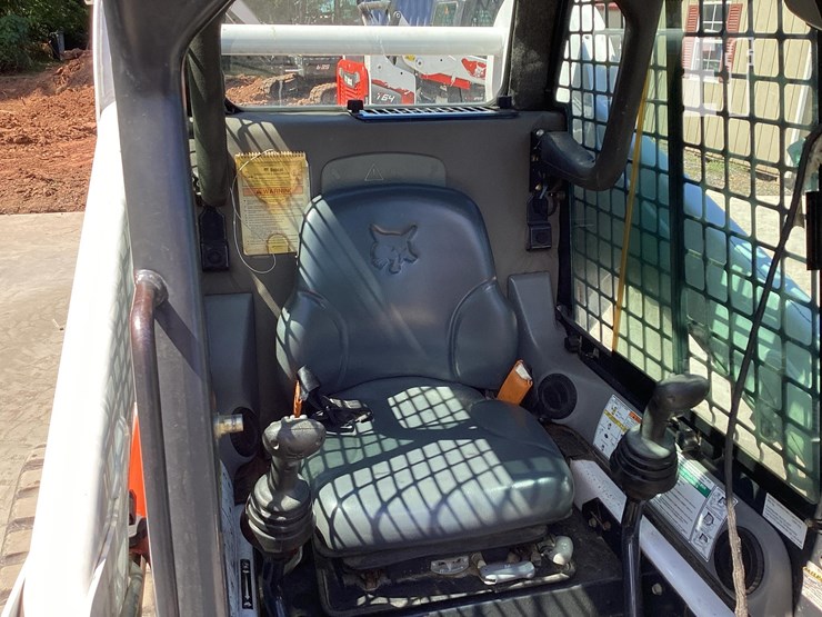 2006-bobcat-t190-image-15