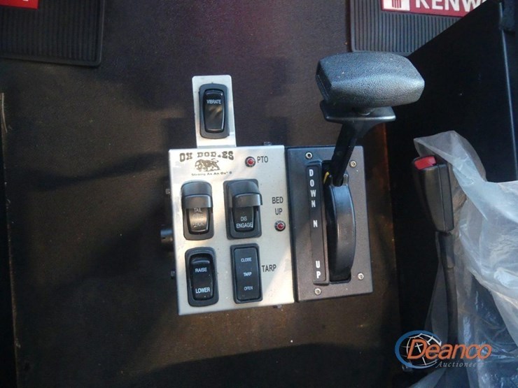 2024-kenworth-t880-image-23