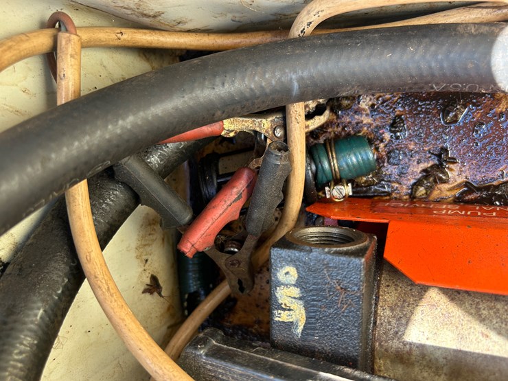 #1595-•-12-volt-fuel-pump-image-6