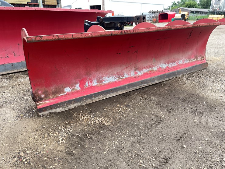 #9866-•-12'-wheel-loader-monroe-snow-plow-image-2