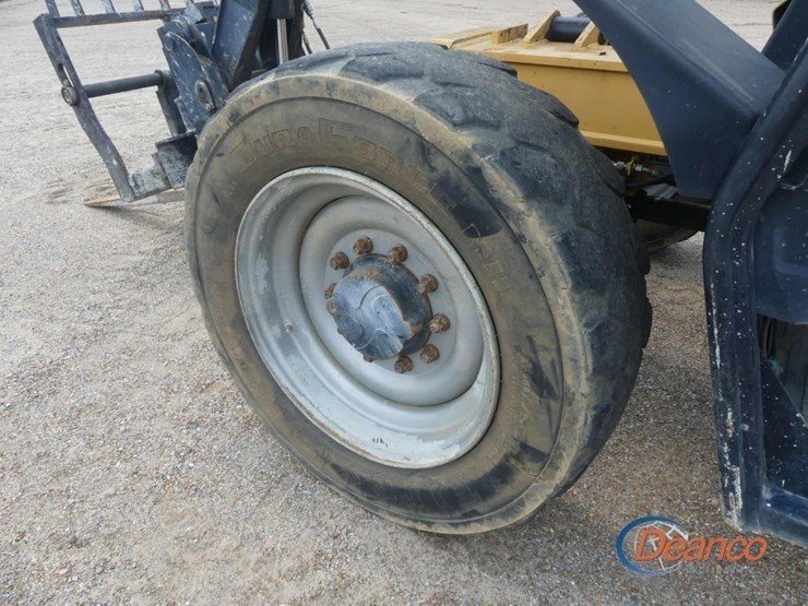 2015-caterpillar-tl642c-image-5