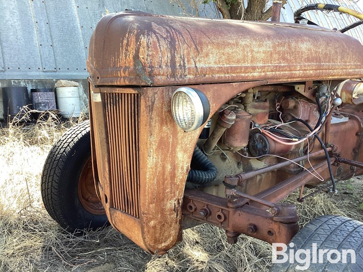 ford-tractor-image-9