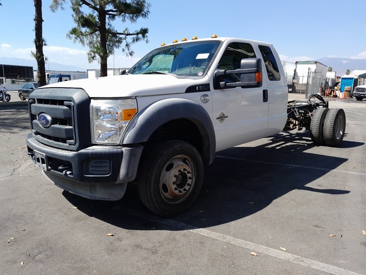 2016-ford-f550-image-2
