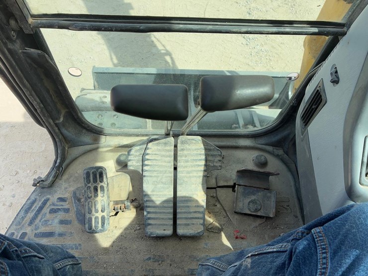 komatsu-pc78mr-6-image-29