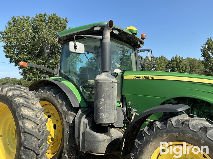 2013-john-deere-8235r-image-13