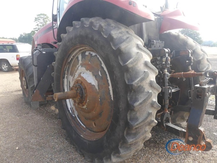case-ih-magnum-235-image-5