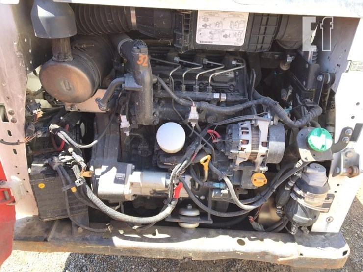 2019-bobcat-s550-image-6