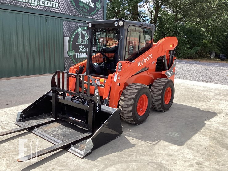 2023-kubota-ssv75-image-8