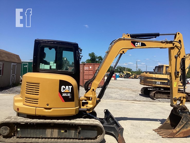 2019-caterpillar-305-image-5