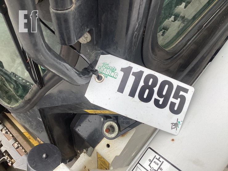 2023-bobcat-t64-image-22