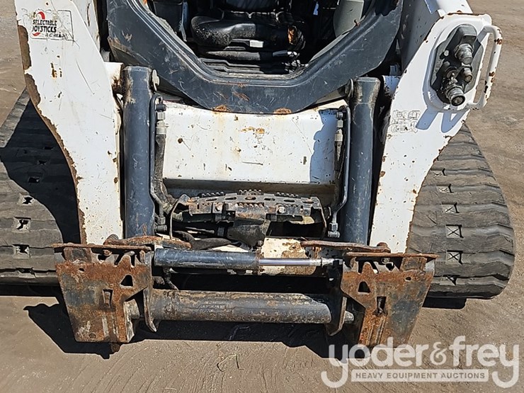 2014-bobcat-t650-image-15