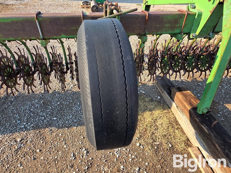 john-deere-400-image-19