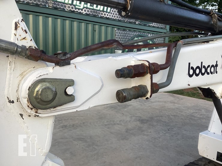 2000-bobcat-325-image-11