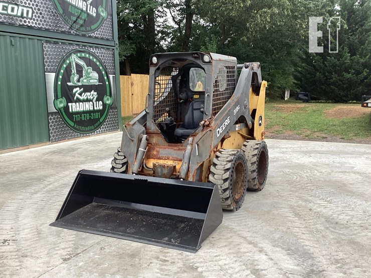 2019-deere-318g-image-8