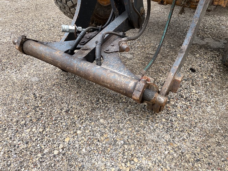 deere-304j-image-9