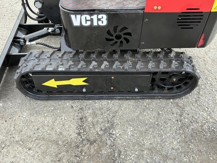2025-vicsec-vc13-hydraulic-excavator-image-13