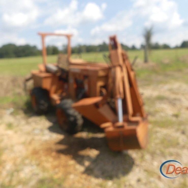 DITCH WITCH R60
