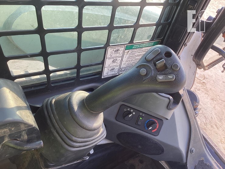 2020-bobcat-t870-image-18