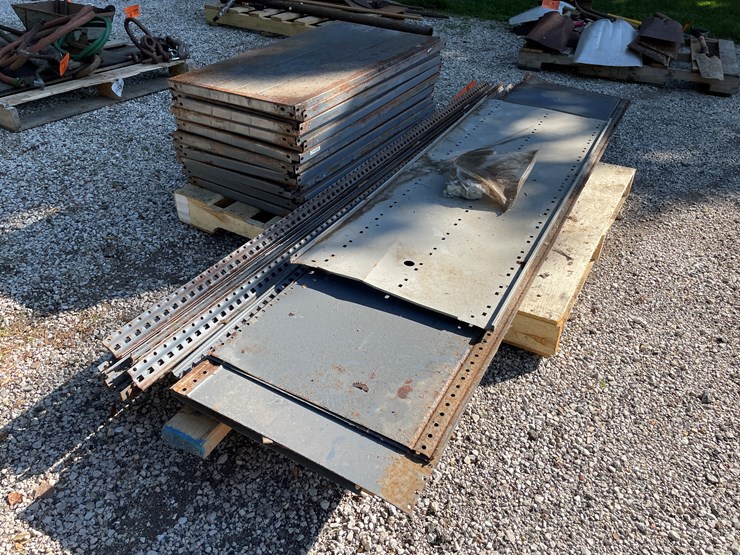#1667-•-pallet-of-shelving-image-3