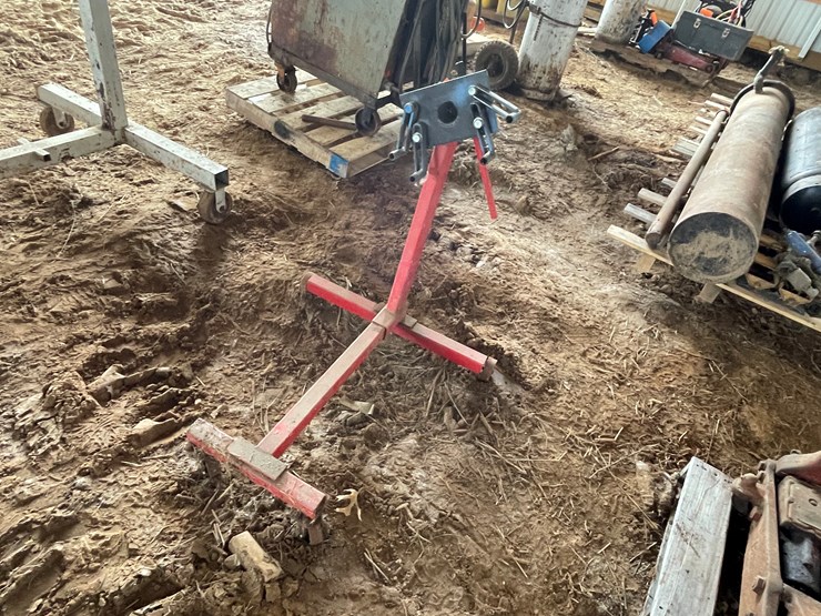 #5518-•-1,000-lb-capacity-engine-stand-image-1