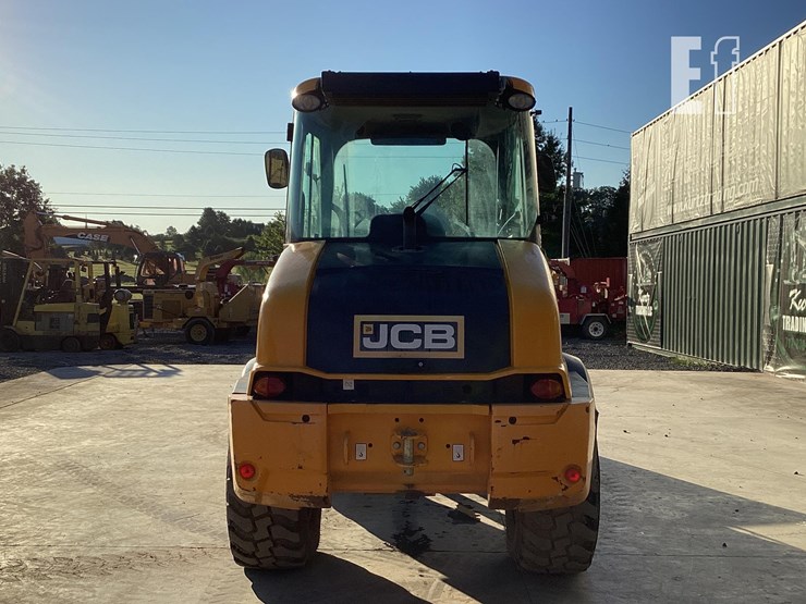 2018-jcb-409-image-3