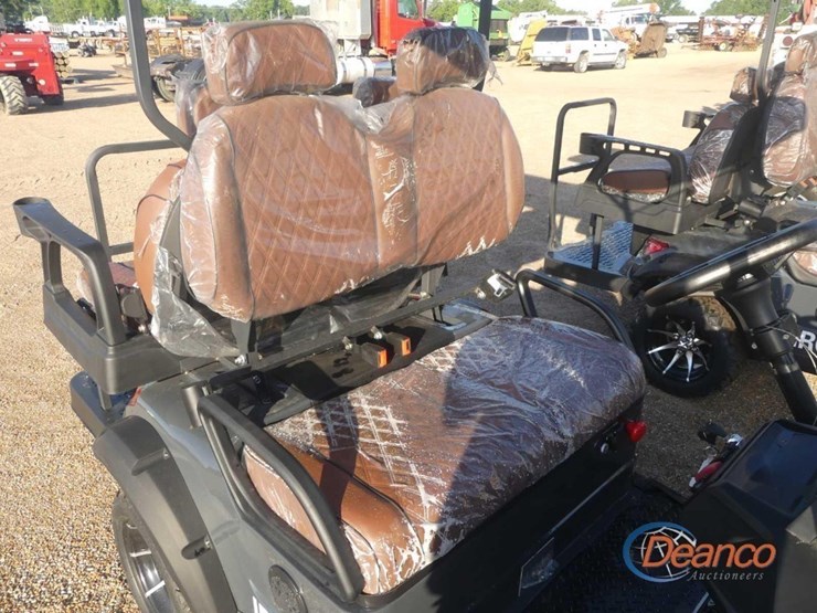 irfc80-electric-golf-cart,-s/n-sdfd667877485:-canopy,-windshield,-60-volt,-rear-seat,-bluetooth-radio,-backup-camera,-turn-signals,-alum.-wheels-image-5