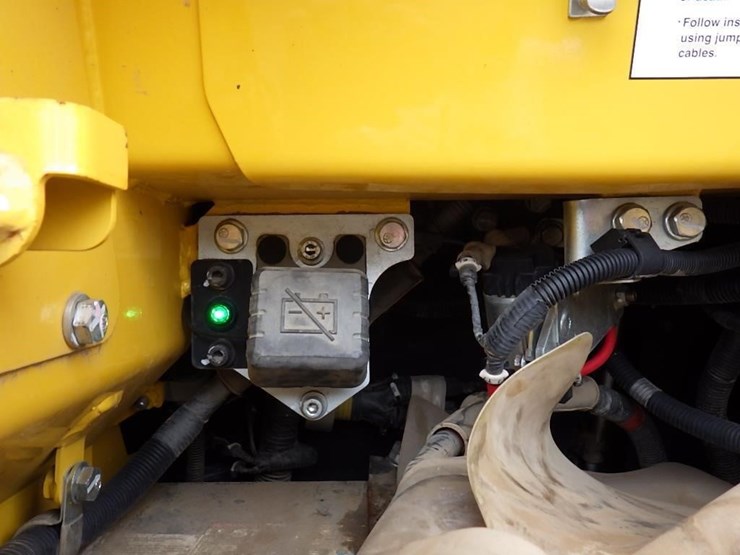 komatsu-d61ex-24-image-44