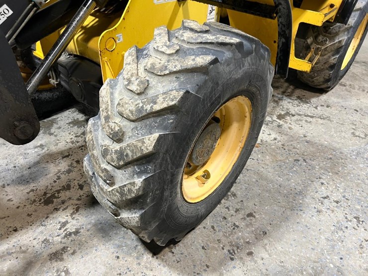 new-holland-w50tc-image-13