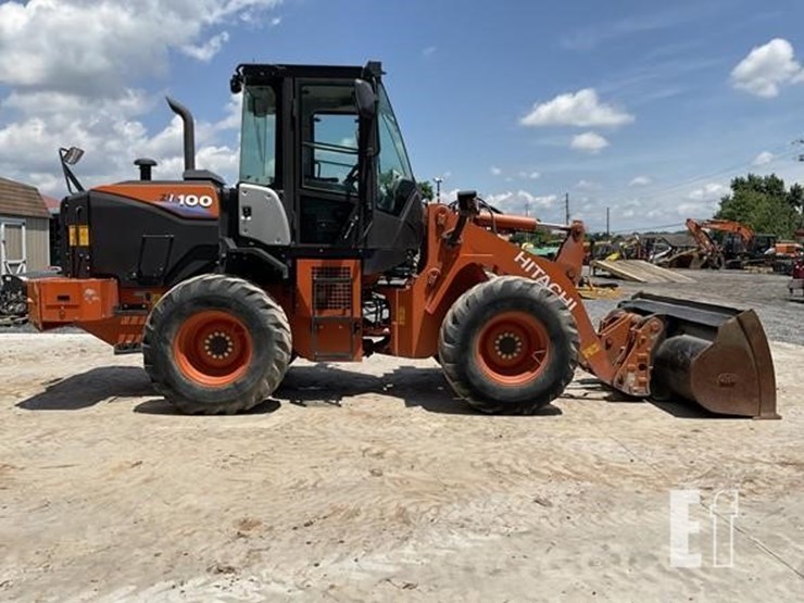 2020-hitachi-zw100-image-4